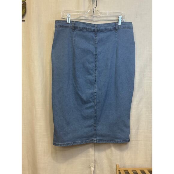 Women's 1XL button down stretchy jean pencil skirt - Picture 2 of 10
